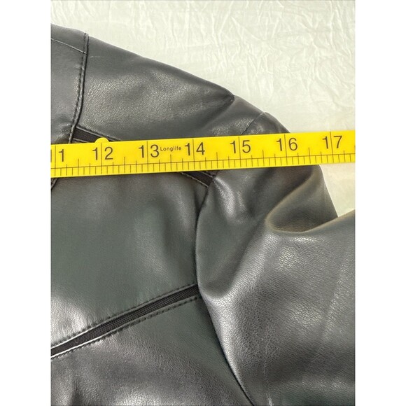 G by GUESS Moto Jacket M Black Faux Leather Zip Front Fitted Waist Trendy Chic - Picture 11 of 15